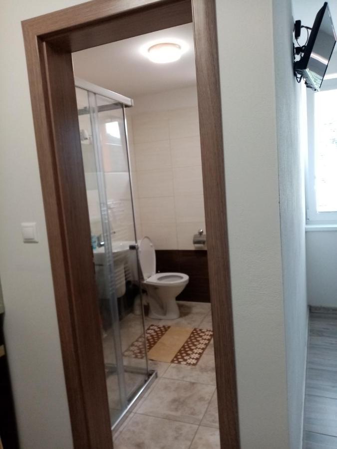 Ivachnova 84 Hotel Ngoại thất bức ảnh