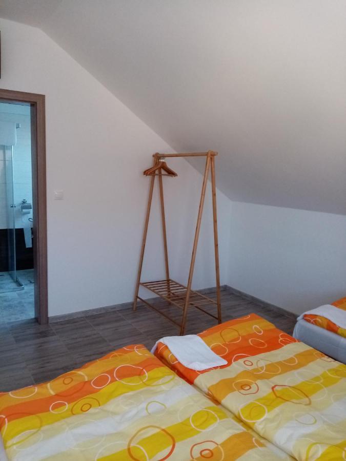 Ivachnova 84 Hotel Ngoại thất bức ảnh