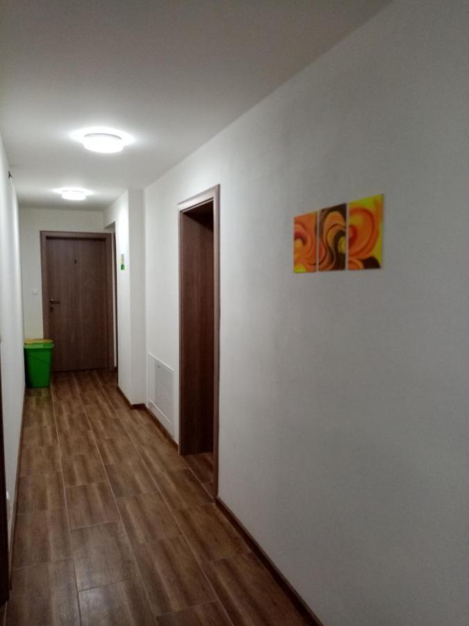 Ivachnova 84 Hotel Ngoại thất bức ảnh